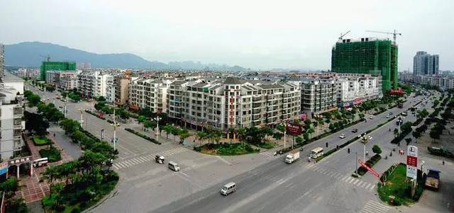 桂林市八里街家具市场