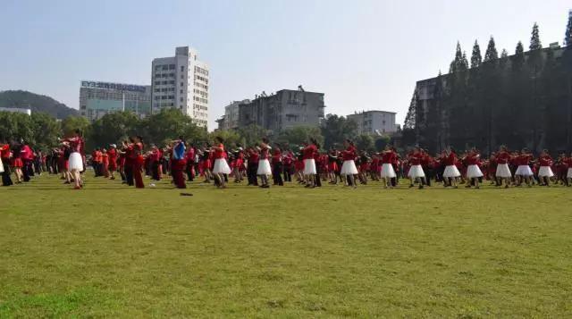 咸宁巨宁家具厂