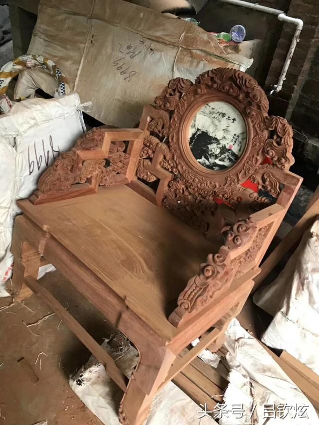 东阳市雄伟家具厂