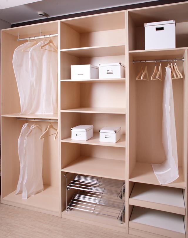 实木家具顾客进店思考的问题