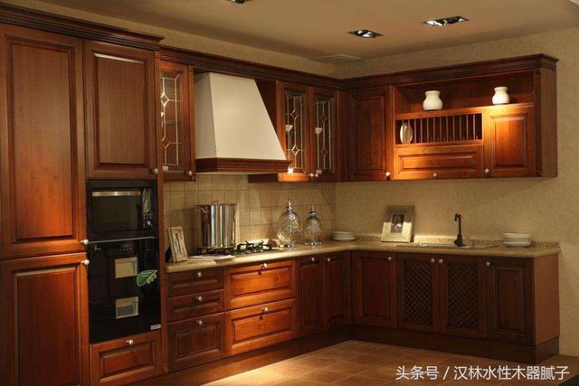 家具刮灰用什么材料