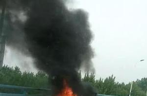 Break out! Bank big bridge of city Yellow River in