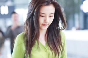 Green sweater of Song Zuer fruit + smoke is in cha