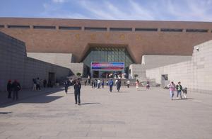 Scene of park of Luoyang elite museum is strung to