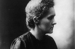 The Courier madam with great success true backside: On science history 