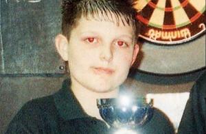 Misfortune of the man after British sweethearts tr