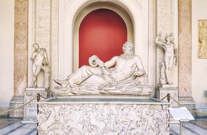 Vatican museum, the world is the smallest national museum!