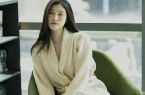 He Sui exceeding a standard is exposed to the sun to ramble together with secret man supermarket, su