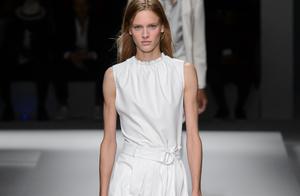 HUGO BOSS shine new and come to draw the outline of Chun Rifeng easily still clever and elegant the