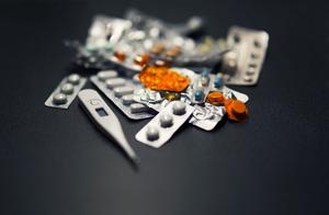 Pregnant woman misapplication expires medicine can