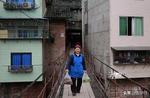 Black is pressed down 51 be squeezed to explode, t