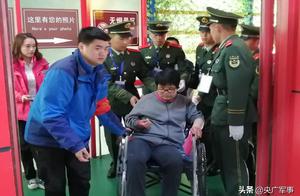 The peak olive green of Mount Hua becomes the most