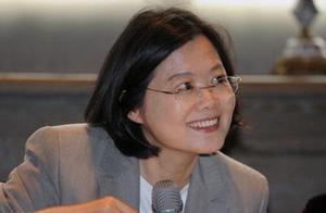      "Cai English should be closed 3 days! "Zhu 