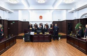 Trade because of showing significant correlation i