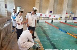 Cent Kunming selectived examination in April 83 natant places 15 swimming-pools water quality is unq