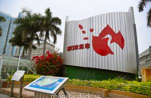 51 small long holidays the first day, these 4 plac