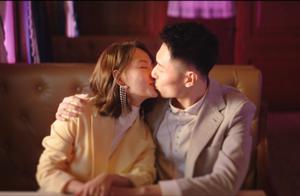 True person beautiful at public expense talks about love on couple of Zhang Jia Ni, 1 meter 88 buy c