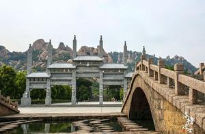 Henan has a the world the first strange hill, it is area of 5 A scene, a lot of people won't read a