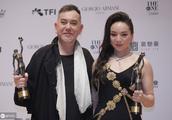 Gold of film of 38 Hong Kong resembles award 