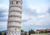 Pizza inclined tower (Leaning Tower Of Pisa)