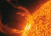 What effect does sun solar flare have to the earth and human body?