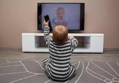 Cui Yutao: Can the child watch TV after all, play 
