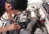 Go up knowledge! How does car abnormal knocking do