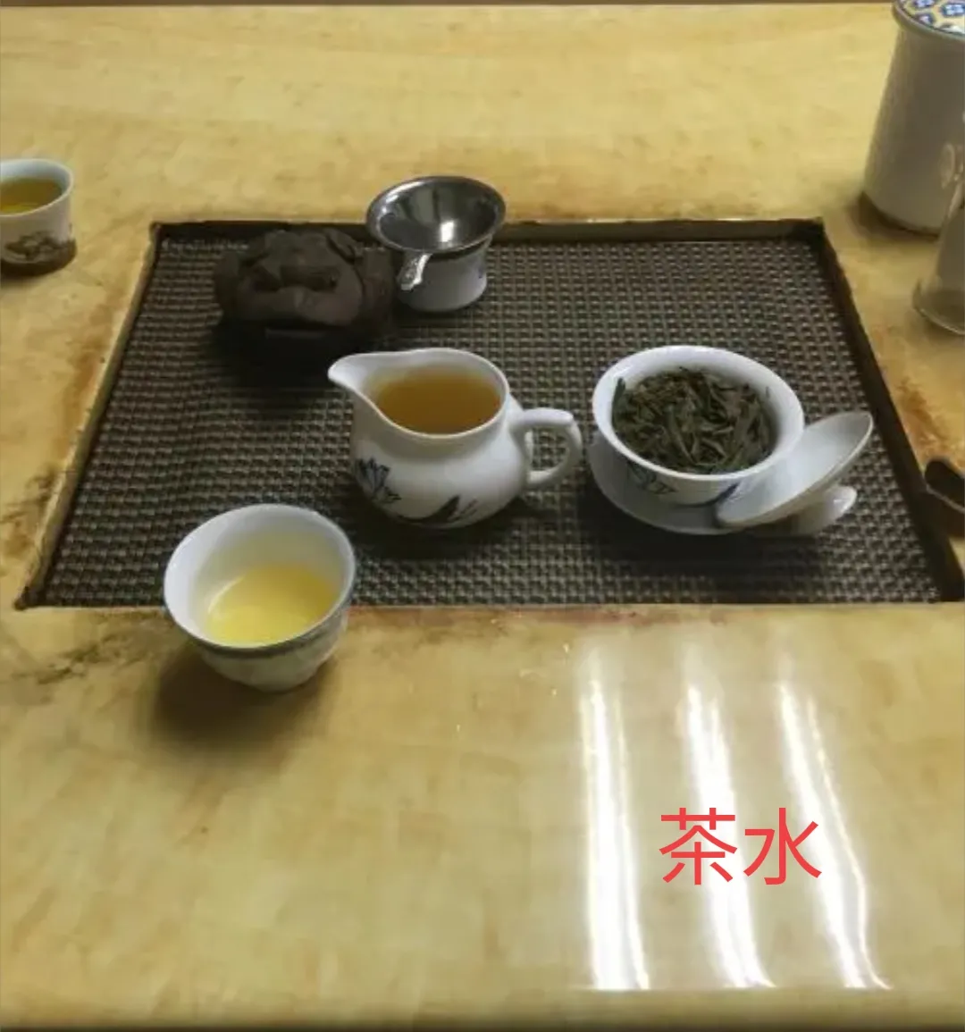 图片[1]-喝茶和喝白开水哪个更健康？-乐学小窝