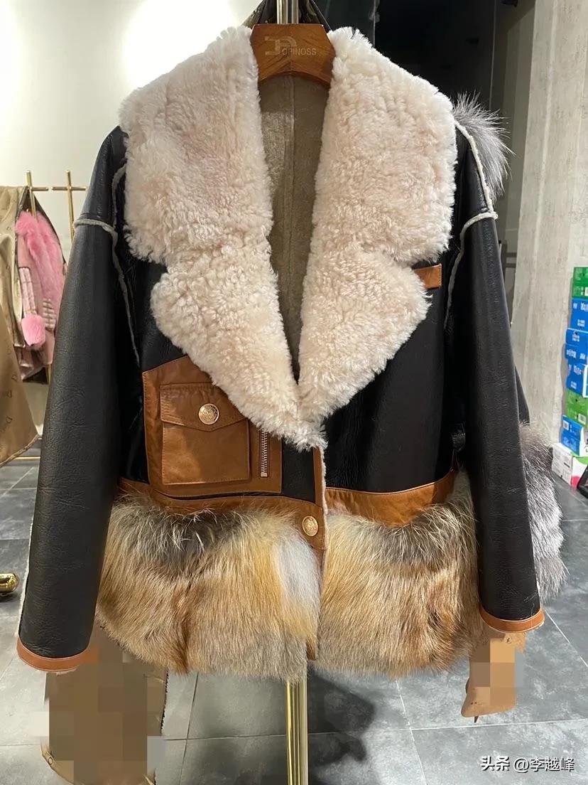 商場里的雜牌為什么貴 商場一千多衣服利潤多大(圖6) 商場里的雜牌為什么貴 商場一千多衣服利潤多大(圖6)