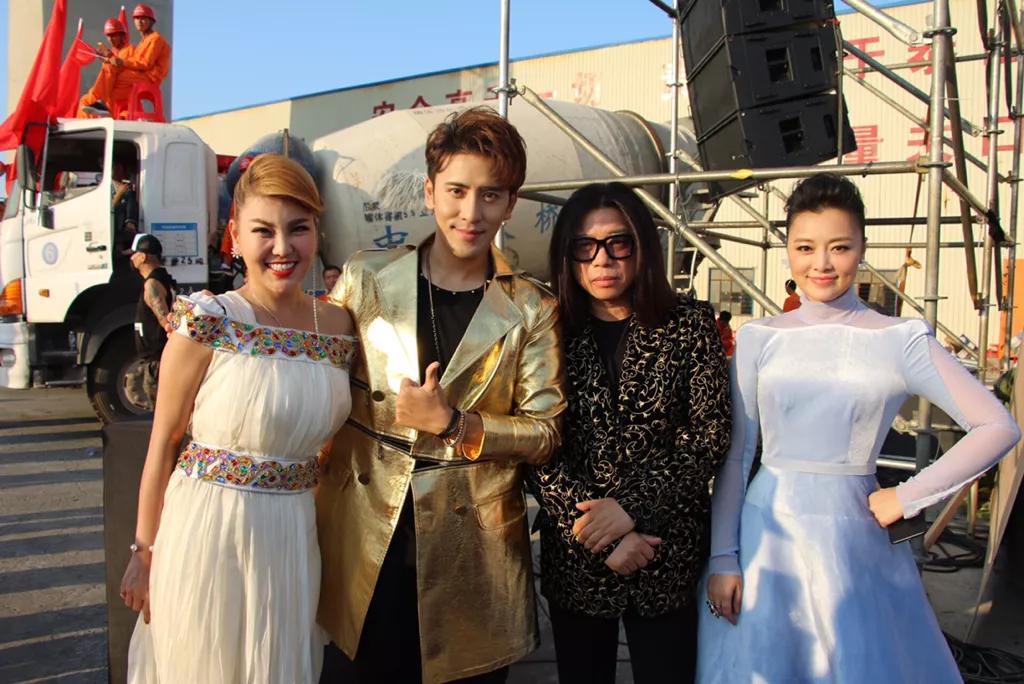 今天跟随中央电视台音乐频道(我和我的祖国 - 