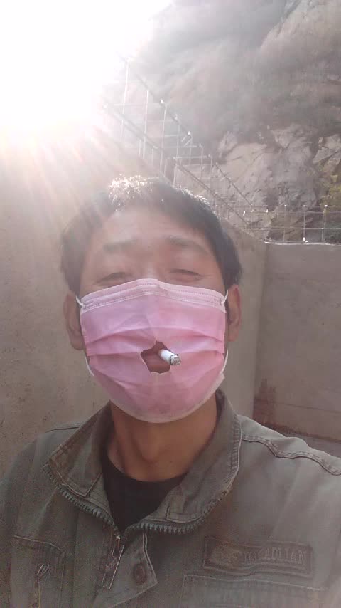 自己做的抽烟口罩