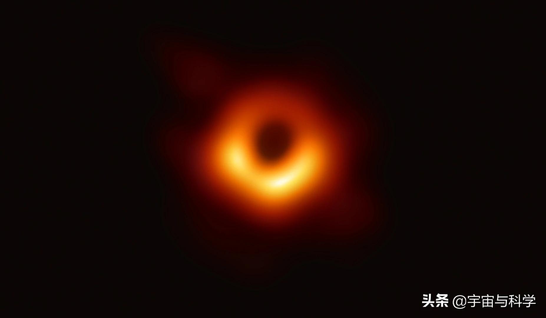全人类第一张黑洞图片的超清图来了,下面的 - 