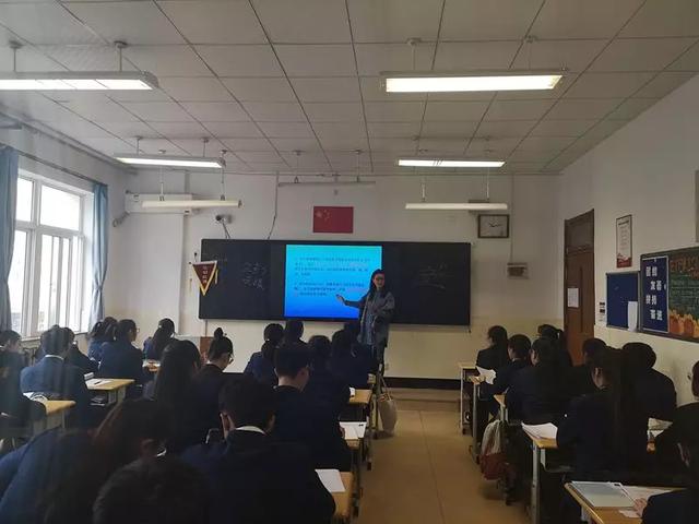 準備著，讓青春在廣闊天地中綻放——青島外事學校邀請行業專家開展實習學生崗前培訓