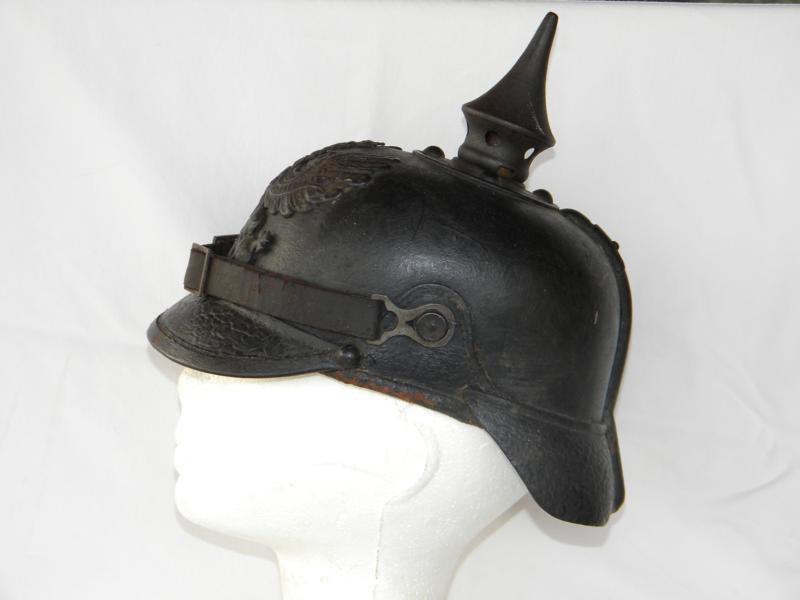 一战时期德国士兵的头盔普遍都带尖铁吗? - 盾灵网