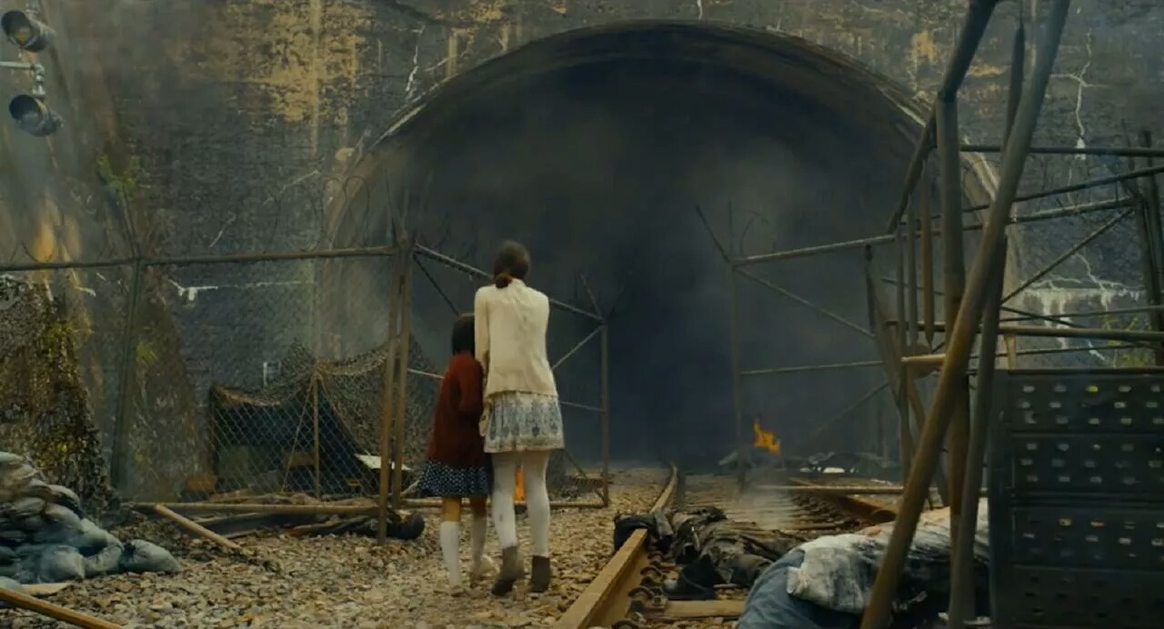 丧尸片中,为什么军事基地都会最先沦陷?军队真就不堪一击吗? - 盾灵网