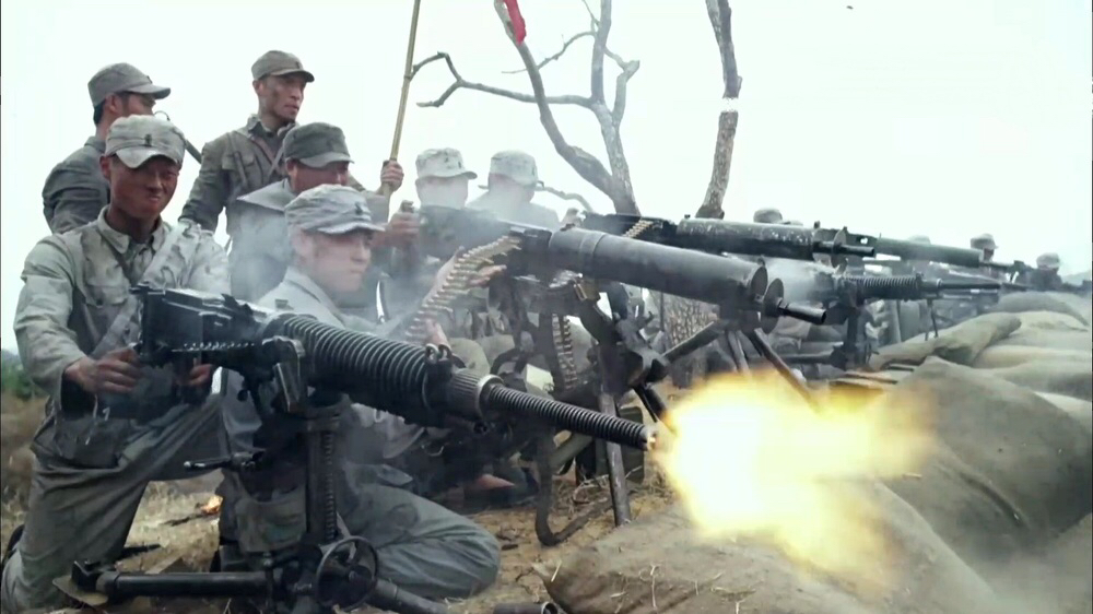 为什么看一些电视剧的时候,机枪手要拼命向坦克扫射呢? - 盾灵网